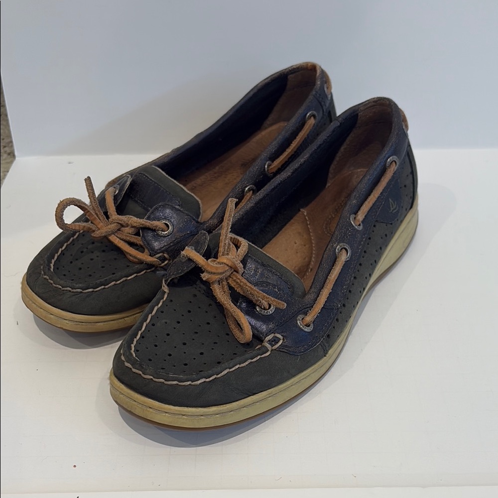 Sperry Navy Blue and Tan Boat Shoes, Angelfish Style